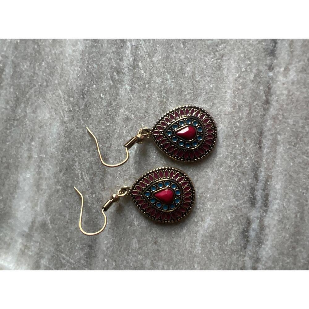 Vintage Style Teardrop Dangle Earrings